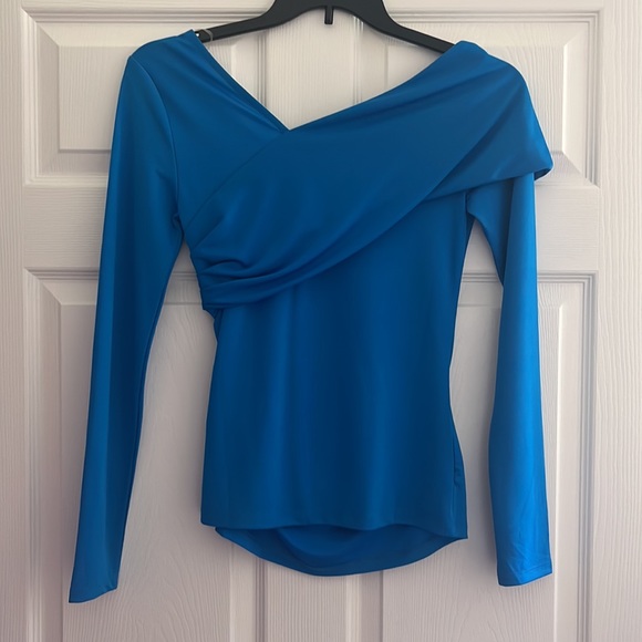 Blue blouse - Picture 2 of 3